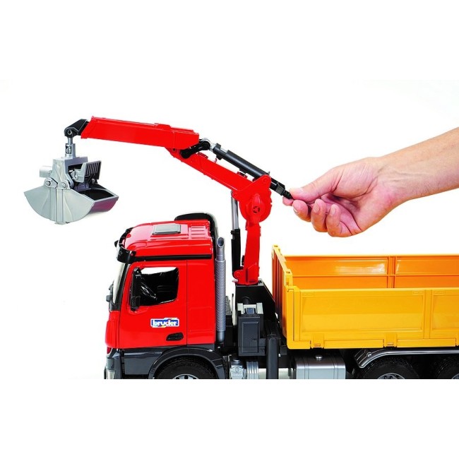 Giocattolo Camion Ribaltabile Mb Arocs Bruder 03651