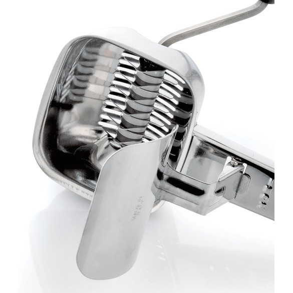 Tritaprezzemolo in acciaio inox con coperchio OMAC